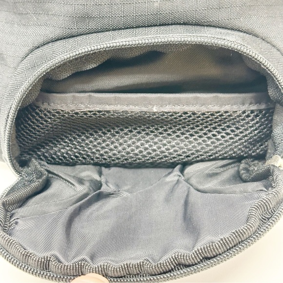 Vintage 1990’s Columbia Fanny Pack Belt Bag - Picture 8 of 8